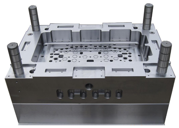 Pusat Permesinan Horizontal CNC