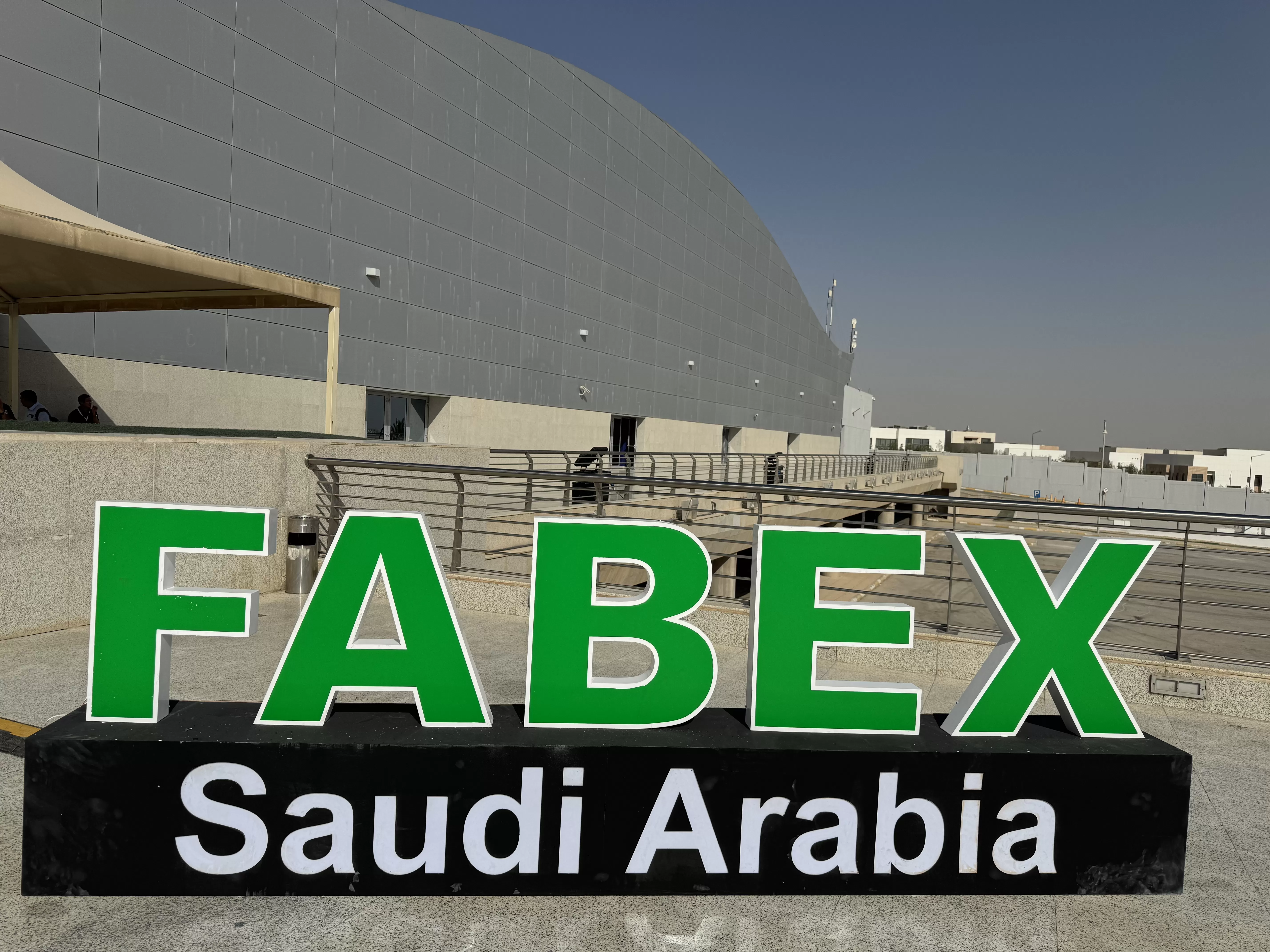 Taikan Bersinar di FABEX Metal & Steel 2025, Menjalin Kemitraan Strategis di Timur Tengah