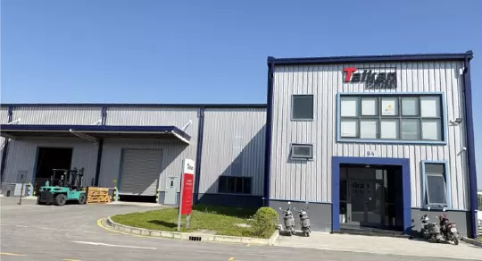 Basis Manufaktur Vietnam